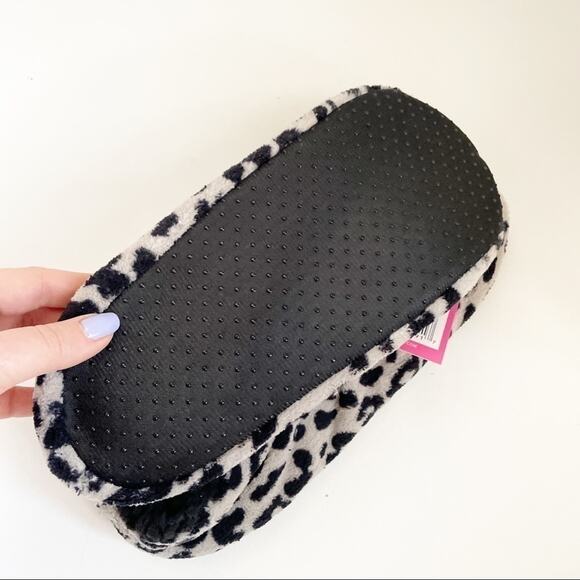 Isaac Mizrahi NWT Black & White Leopard Print Slippers Size Large - Picture 4 of 6